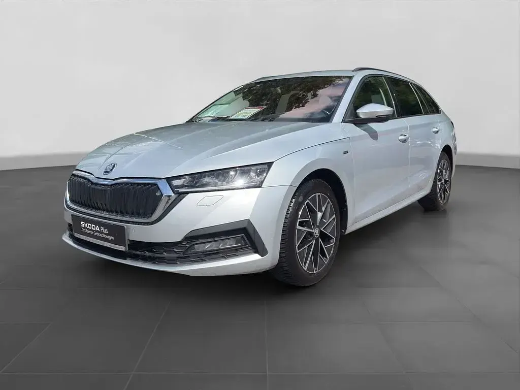 Gebraucht Skoda Octavia Clever 150 PS (110 kW) 2022 Silber Kombi
