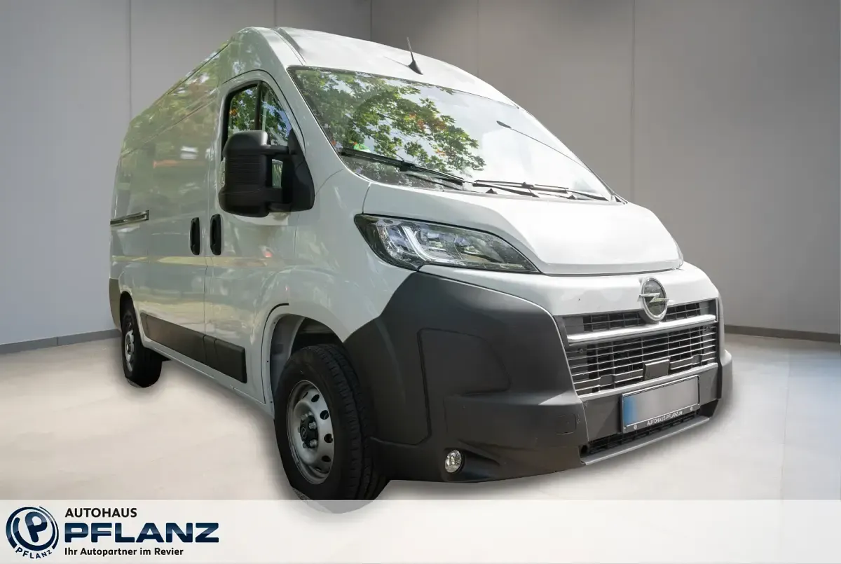 Gebraucht Opel Movano 140 PS (102 kW) 2024 Weiss Van