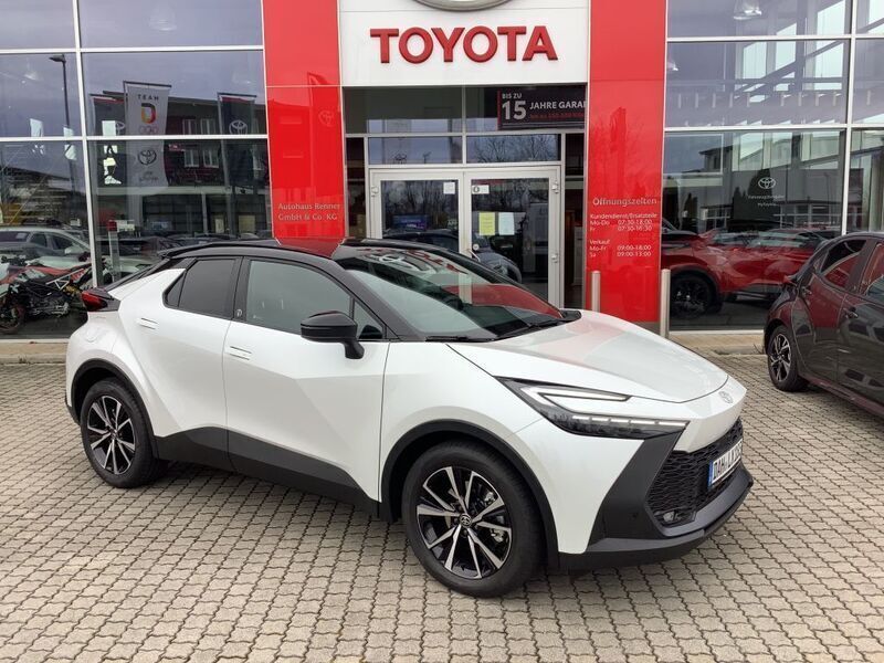 Weiß Gebraucht 2024 Toyota C-HR Team SUV | 35.890 € (Fairer Preis) - Bild 1/4