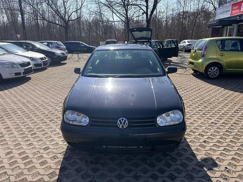 Gebraucht VW Golf IV 75 PS (55 kW) 2001 Schwarz Limousine