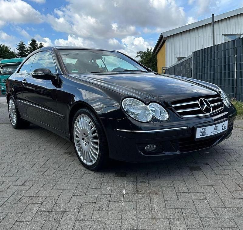 Gebraucht Mercedes CLK200 184 PS (135 kW) 2007 Schwarz Coupé