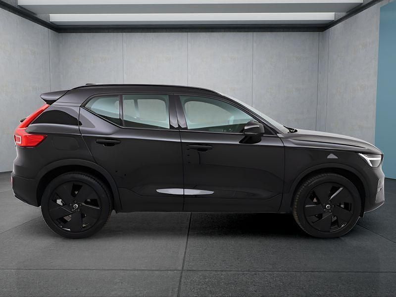 Gebraucht Volvo XC40 163 PS (119 kW) 2025 Schwarz SUV