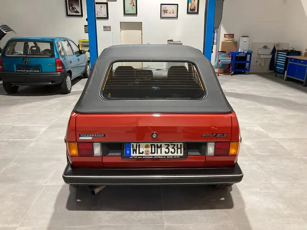 Używany VW Golf 133 KM (97 kW) 1980 Czerwony Kabriolet