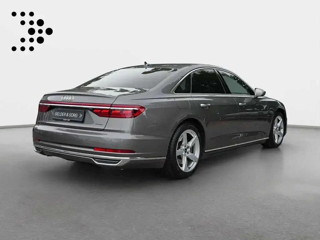 Gebraucht Audi A8 Ambiente 449 PS (330 kW) 2021 Terragrau metallic Limousine