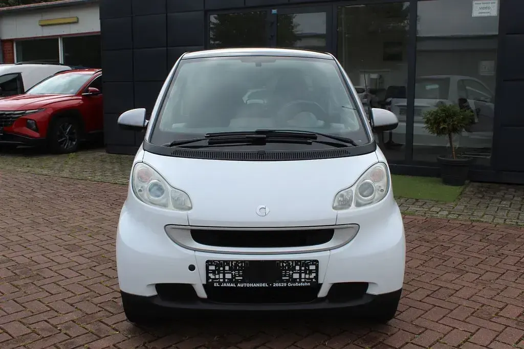 Gebraucht Smart ForTwo Coupé 71 PS (52 kW) 2010 Weiß Coupé