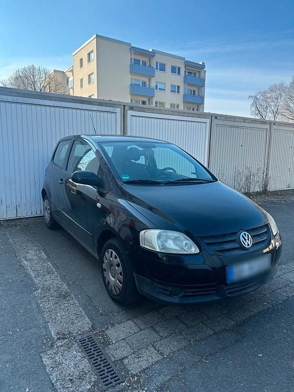 Gebraucht VW Fox 75 PS (55 kW) 2009 Schwarz Kleinwagen