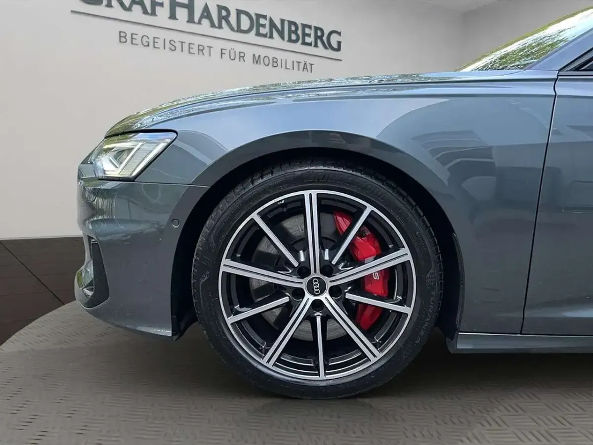 Gebraucht Audi S6 Sport 344 PS (253 kW) 2025 Grau Kombi