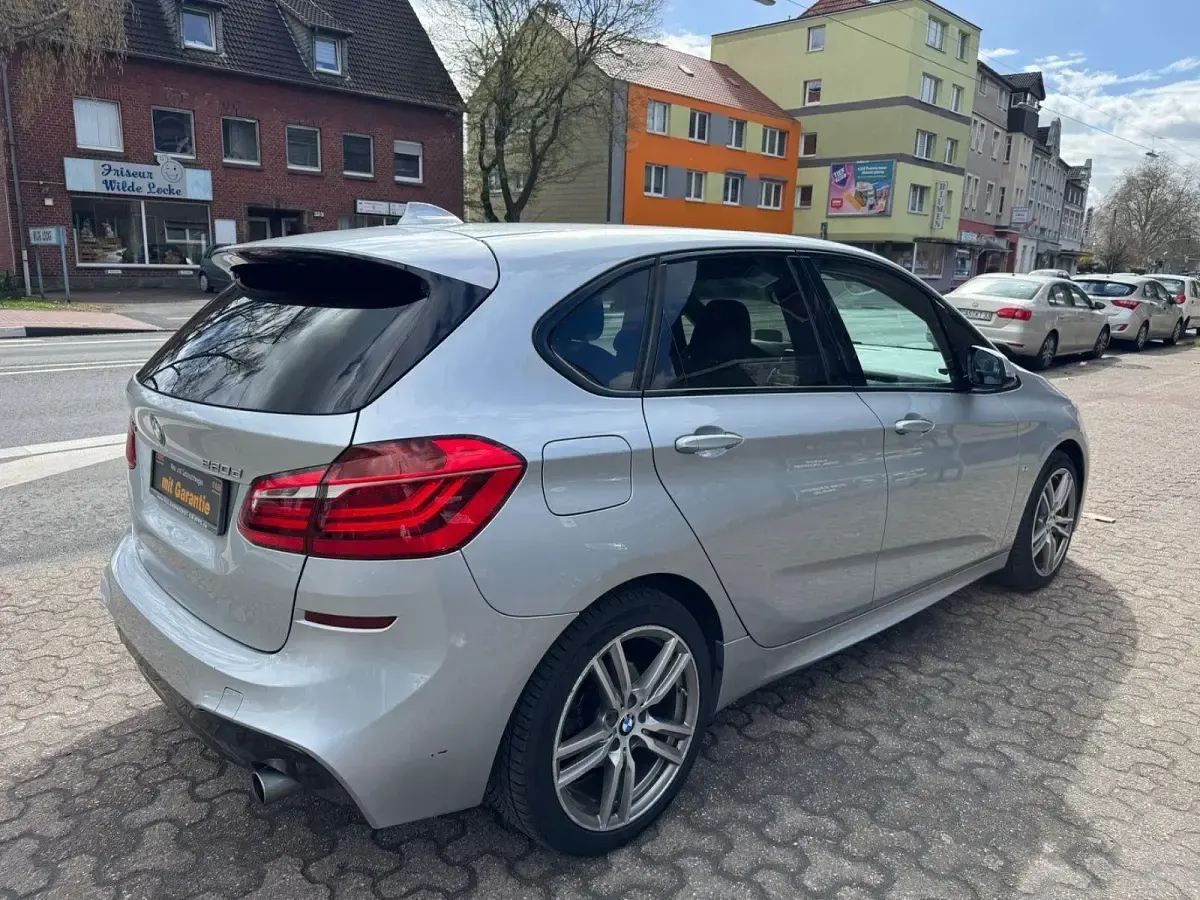 Gebraucht BMW 220 M Sport 190 PS (139 kW) 2017 Silber Van / Kleinbus
