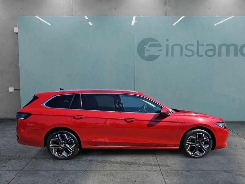 Gebraucht VW Passat 150 PS (110 kW) 2024 Rot Kombi