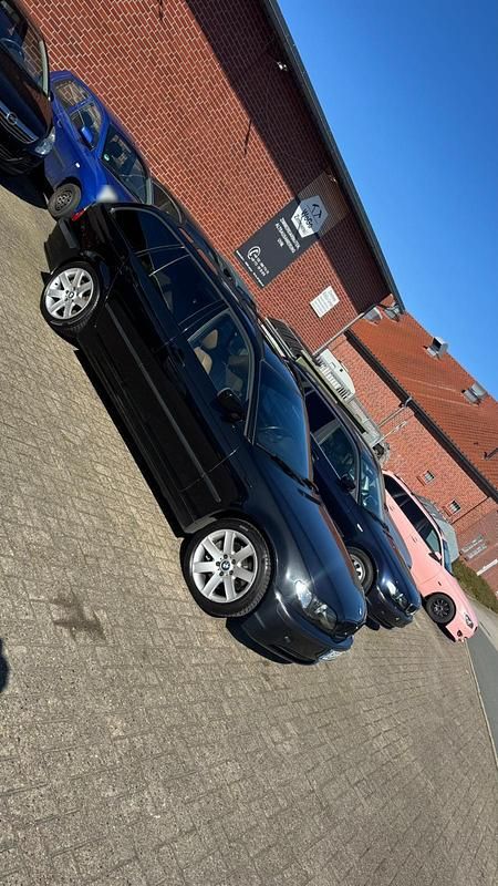Gebraucht BMW 330 184 PS (135 kW) 2002 Schwarz Kombi