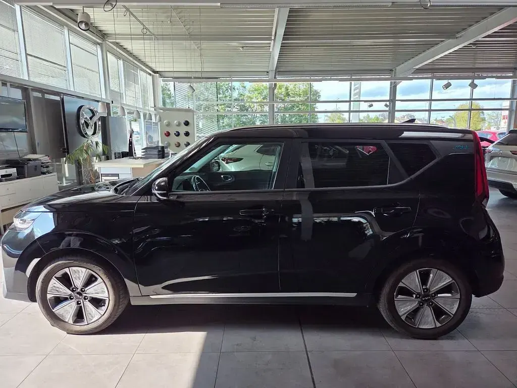 Gebraucht Kia Soul EV Spirit 150 kW (204 PS) 2022 Schwarz SUV