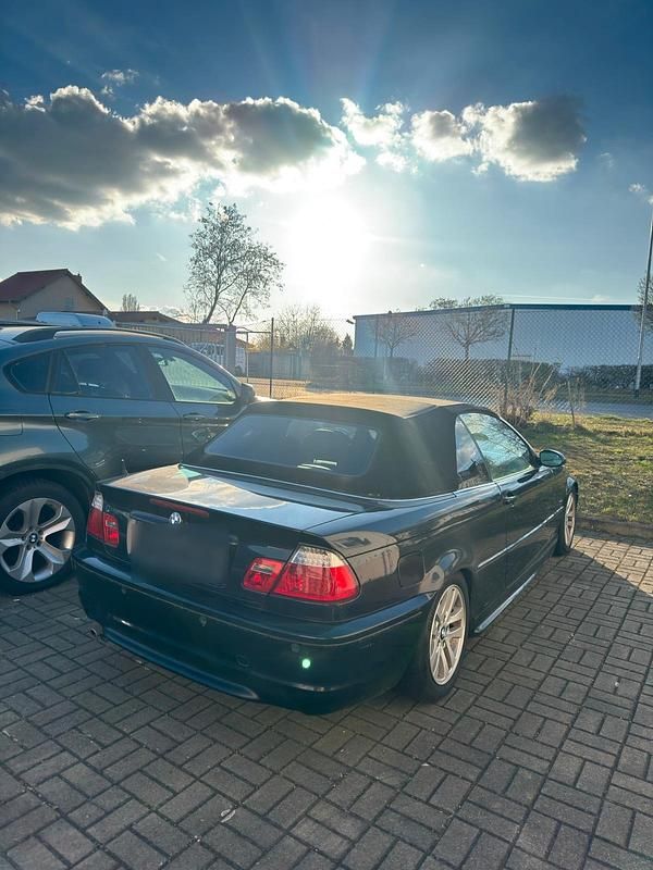 Gebraucht BMW 323 170 PS (125 kW) 2000 Schwarz Cabrio