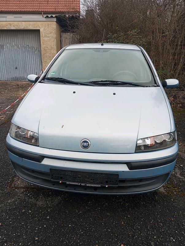 Blau Gebraucht 2001 Fiat Punto Kleinwagen | 1.200 € (Etwas zu teuer) - Bild 1/4