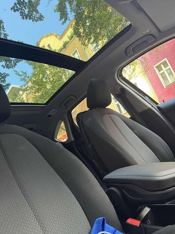 Gebraucht 2019 BMW 220 Active Tourer Advantage Van / Kleinbus | 16.900 € (Guter Preis) - Bild 1/4