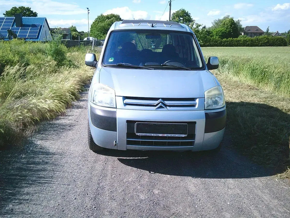 Gebraucht Citroën Berlingo 109 PS (80 kW) 2004 Grau Van / Kleinbus