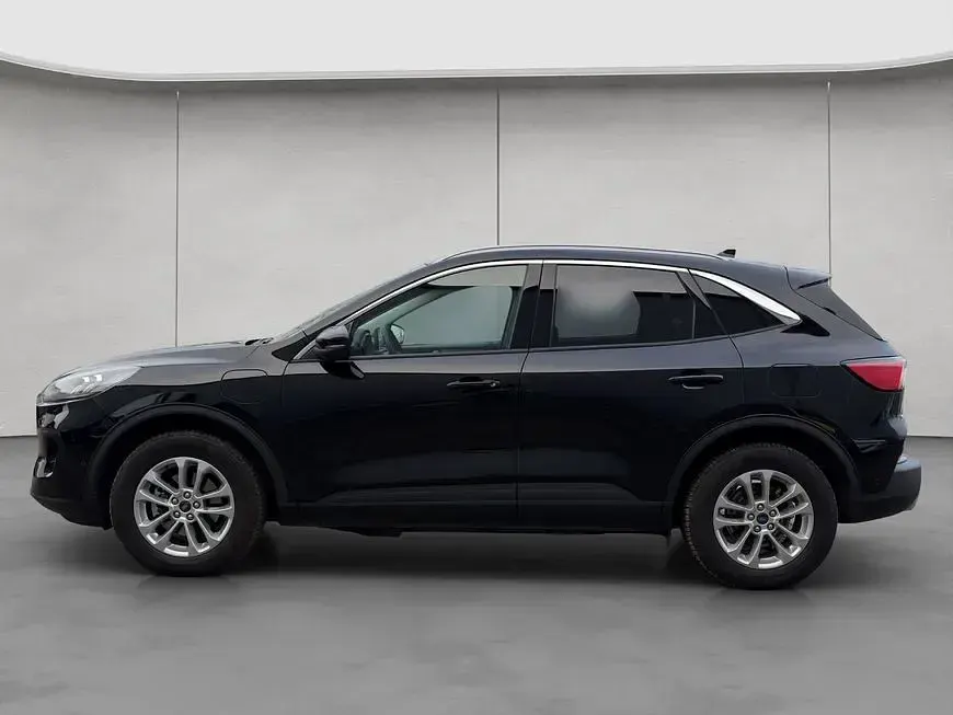 Gebraucht Ford Kuga Titanium 224 PS (164 kW) 2022 Agate black metallic SUV