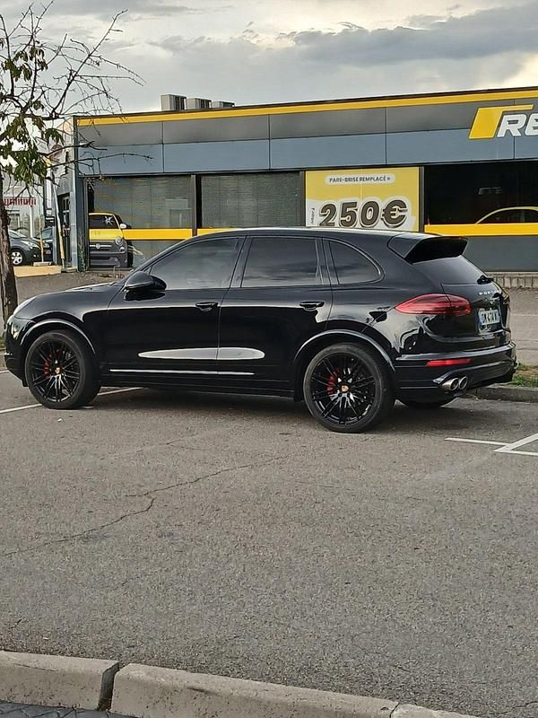 Gebraucht Porsche Cayenne GTS 385 PS (283 kW) 2015 Schwarz SUV