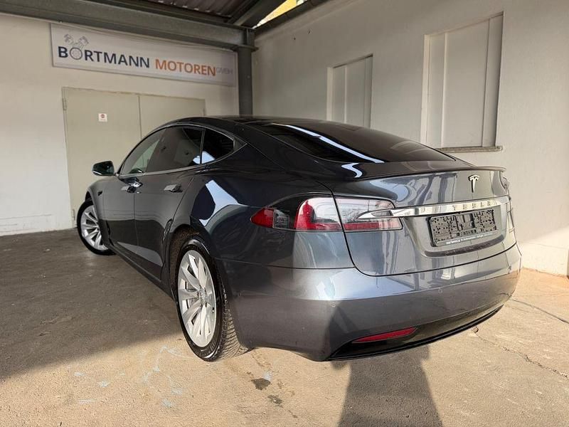 Usado Tesla Model S Performance 584 kW (795 CV) 2020 Gris Utilitario