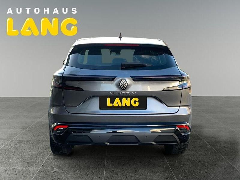 Second-hand Renault Austral Evolution 158 CP (116 kW) 2025 Gri SUV