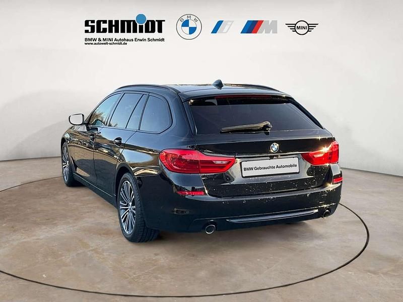 Gebraucht BMW 530 Sport Line 265 PS (194 kW) 2020 Schwarz uni Kombi