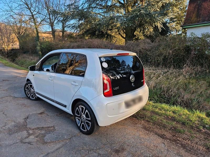 Gebraucht VW up! CLUB 75 PS (55 kW) 2015 Weiß Kleinwagen