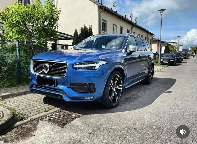 Blau Gebraucht 2016 Volvo XC90 R-Design SUV | 35.990 € - Bild 1/4