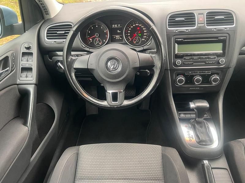 Gebraucht VW Golf VI 122 PS (89 kW) 2009 Blau Kleinwagen
