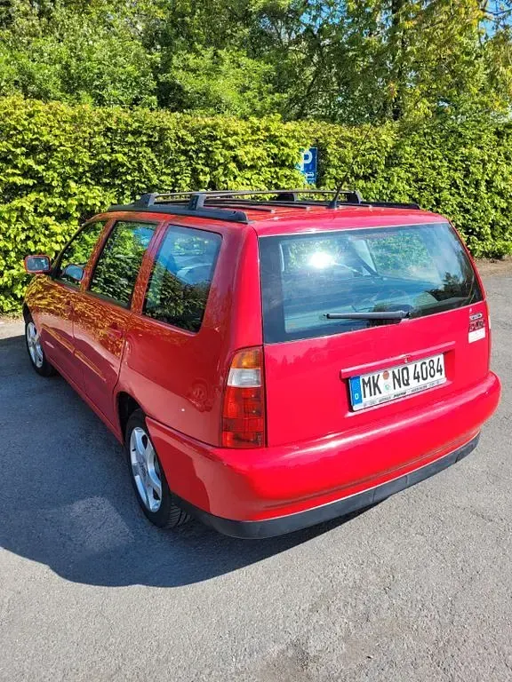 Używany VW Polo Basis 60 KM (44 kW) 1998 Czerwony Kombi