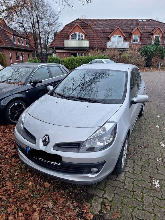 Gebraucht Renault Clio II Authentique 75 PS (55 kW) 2006 Silber Limousine