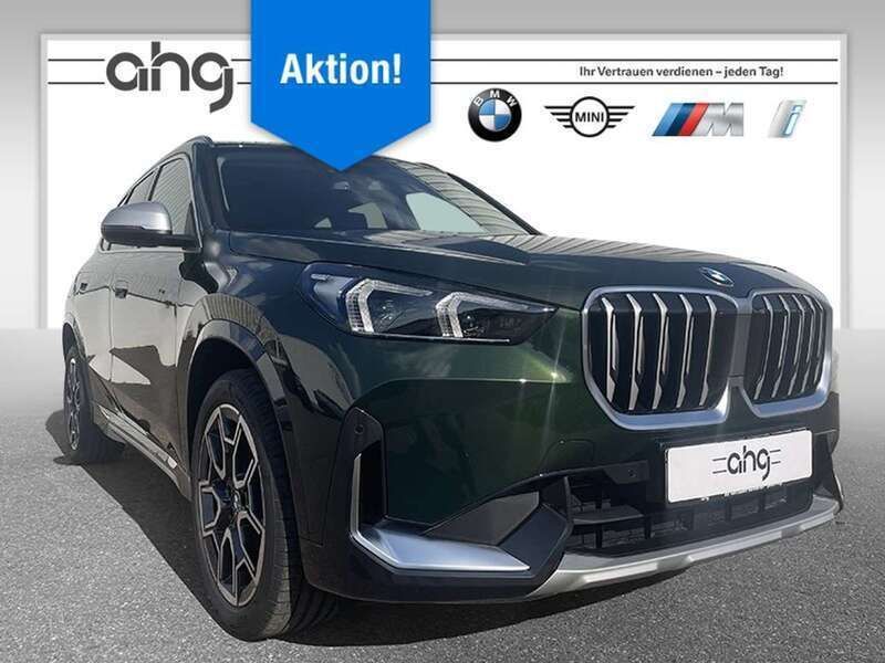 Sanremo green metallic Neu 2025 BMW X1 xLine SUV | 40.990 € (Guter Preis) - Bild 1/4