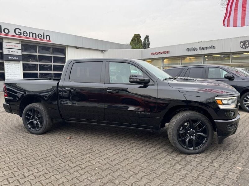 Neu Dodge Ram 401 PS (294 kW) 2025 Granite crystal Pickup