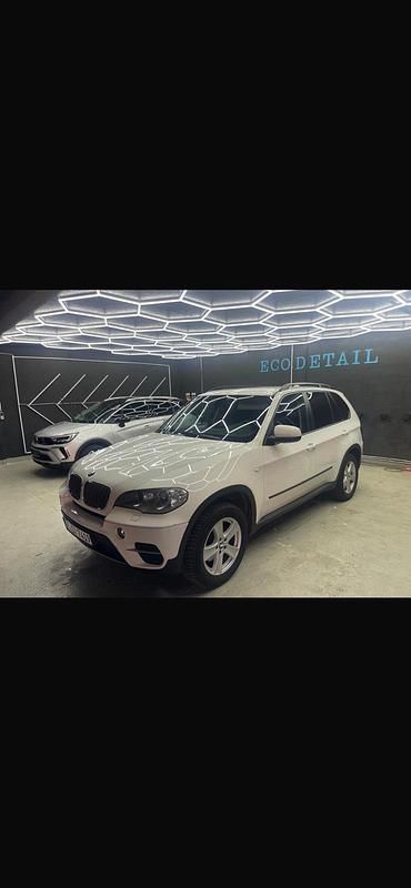 Weiß Gebraucht 2011 BMW X5 SUV | 12.999 € (Guter Preis) - Bild 1/4