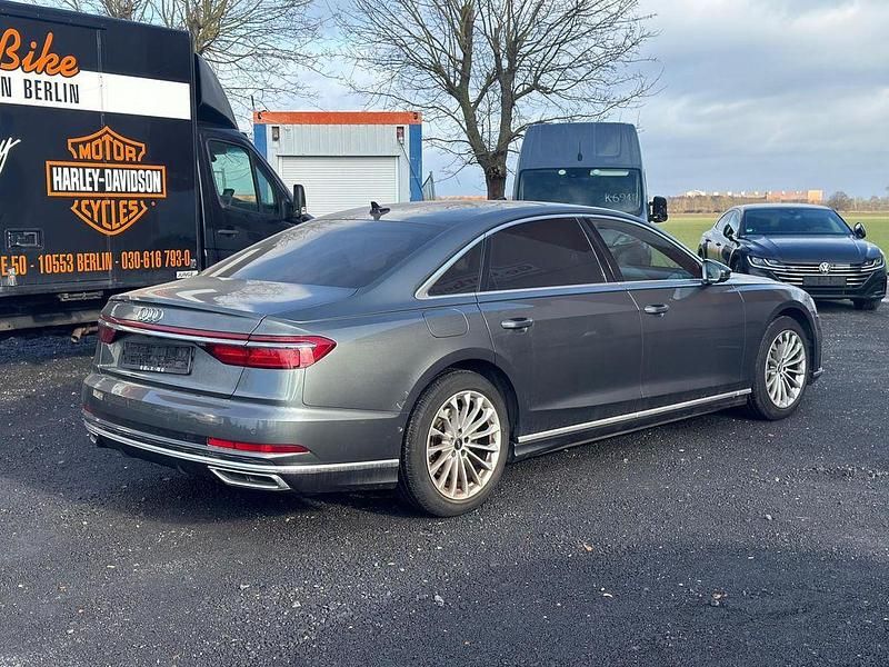 Gebraucht Audi A8 286 PS (210 kW) 2021 Grau Limousine