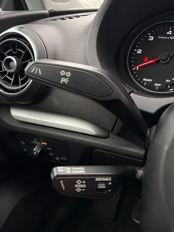 Gebraucht Audi A3 Sport 150 PS (110 kW) 2016 Blau Limousine