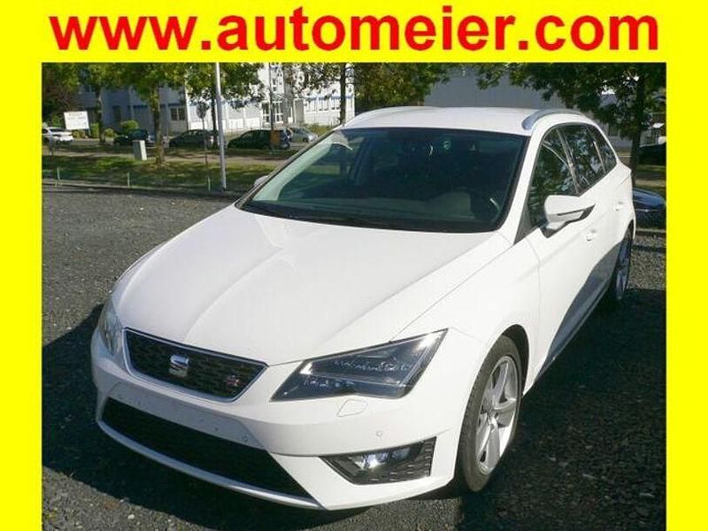 Weiss Gebraucht 2016 Seat Leon Limousine | 11.990 € (Fairer Preis) - Bild 1/3
