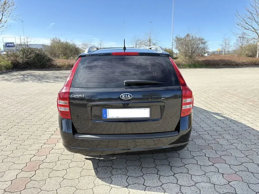Gebraucht Kia Ceed Sportswagon 109 PS (80 kW) 2009 Schwarz Kombi