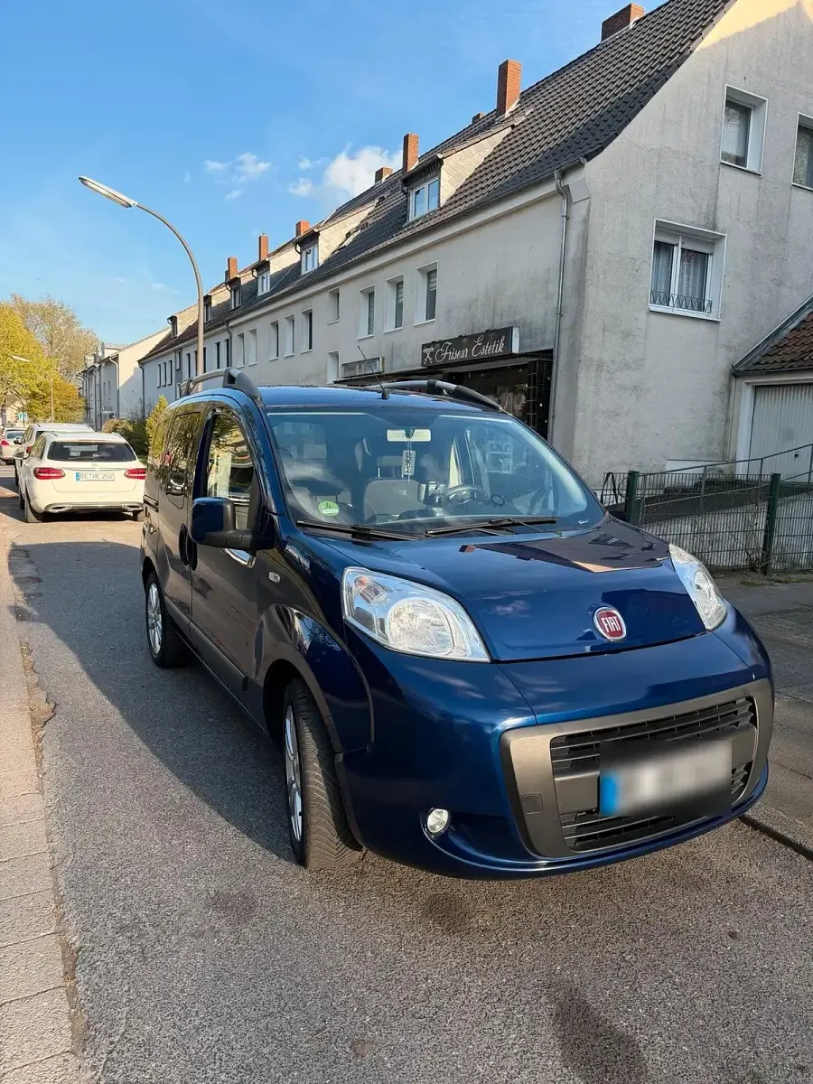 Gebraucht Fiat Qubo Trekking 77 PS (56 kW) 2013 Blau Van / Kleinbus