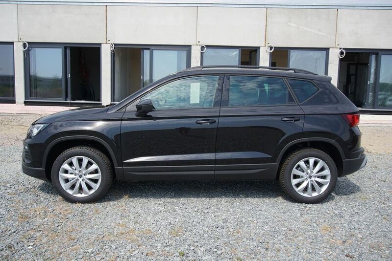 Neu Seat Ateca Style 150 PS (110 kW) 2025 "magic" schwarz SUV