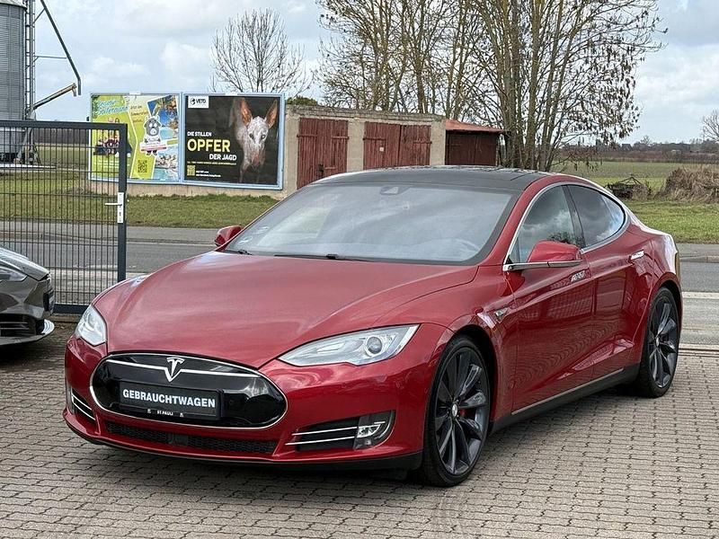 Gebraucht Tesla Model S 514 kW (700 PS) 2015 Rot Kleinwagen