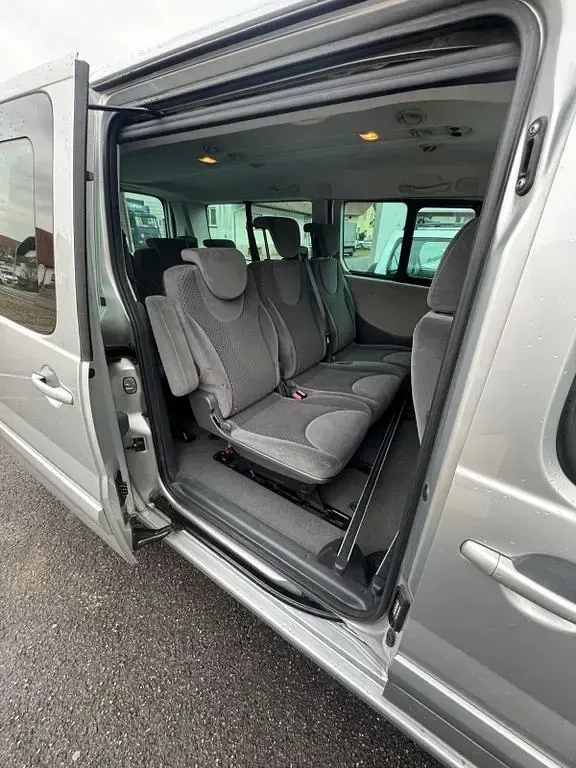 Gebraucht Peugeot TePee 163 PS (119 kW) 2011 Van / Kleinbus