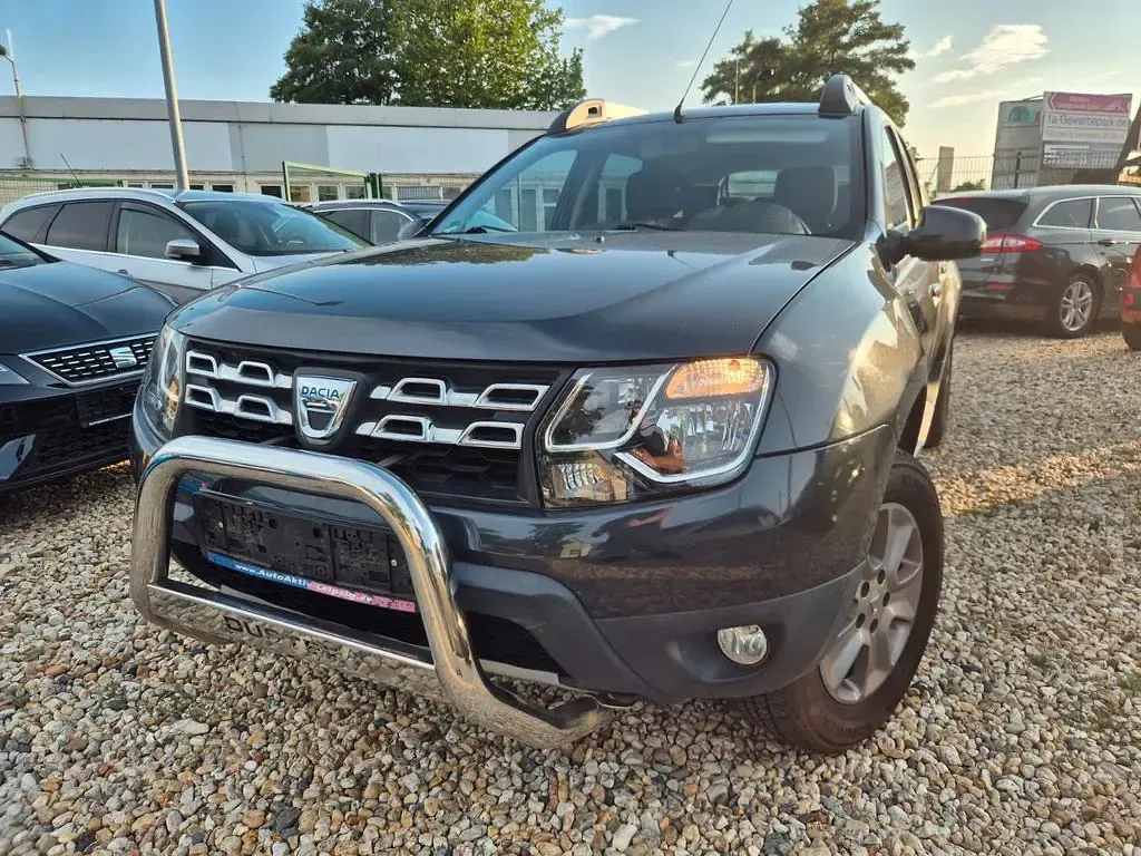 Gebraucht Dacia Duster Prestige 125 PS (91 kW) 2014 Grau SUV