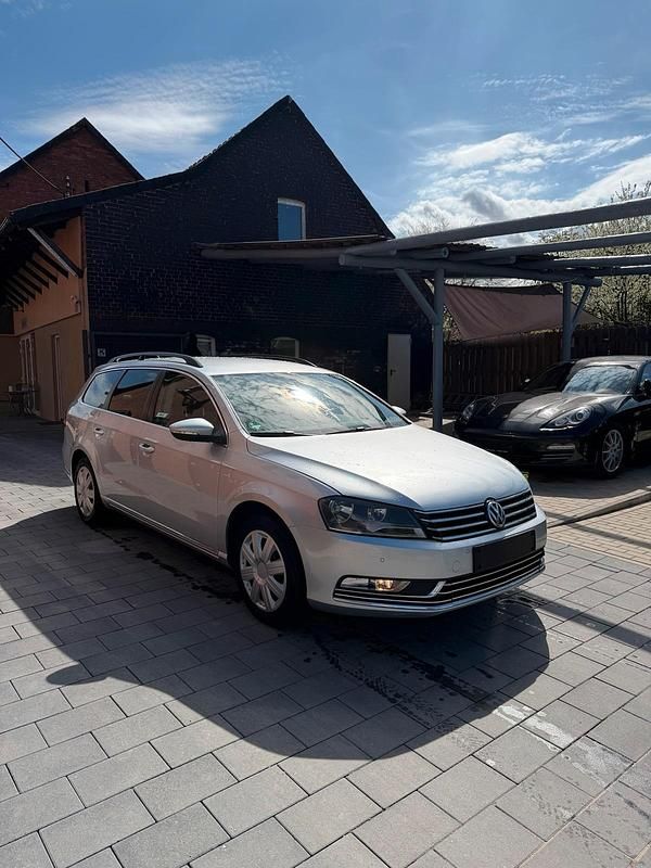 Second-hand VW Passat 122 CP (89 kW) 2013 Argintiu Break