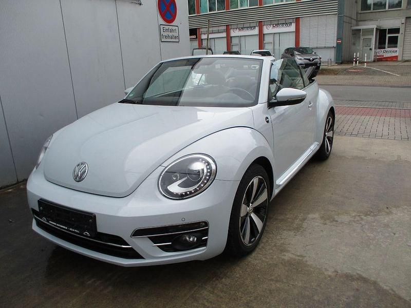 Gebraucht VW Beetle Cabriolet Design 150 PS (110 kW) 2018 Silber Cabrio