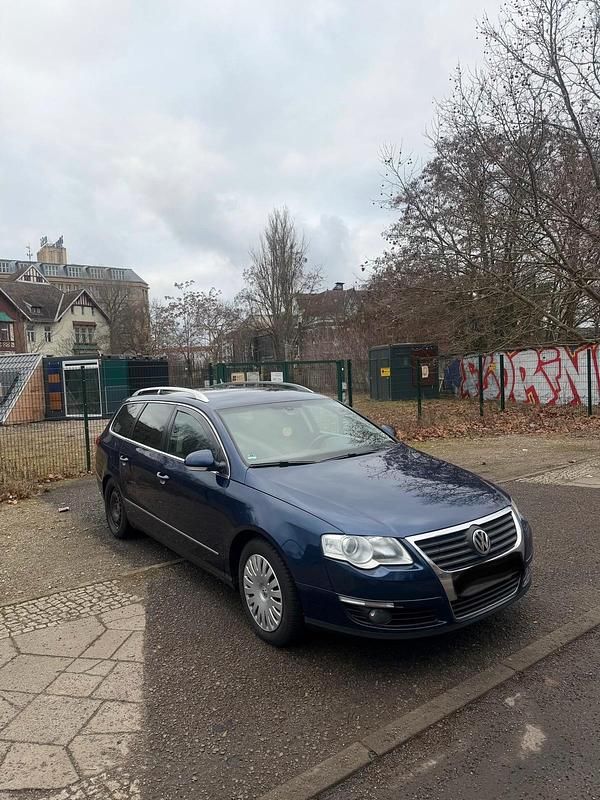 Gebraucht VW Passat 140 PS (102 kW) 2010 Kombi