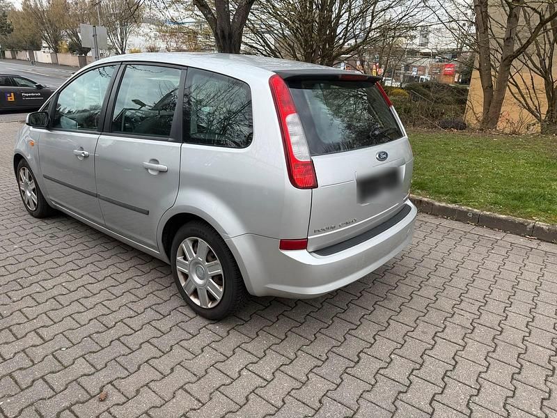 Usata Ford Focus 109 CV (80 kW) 2005 Grigio Station wagon