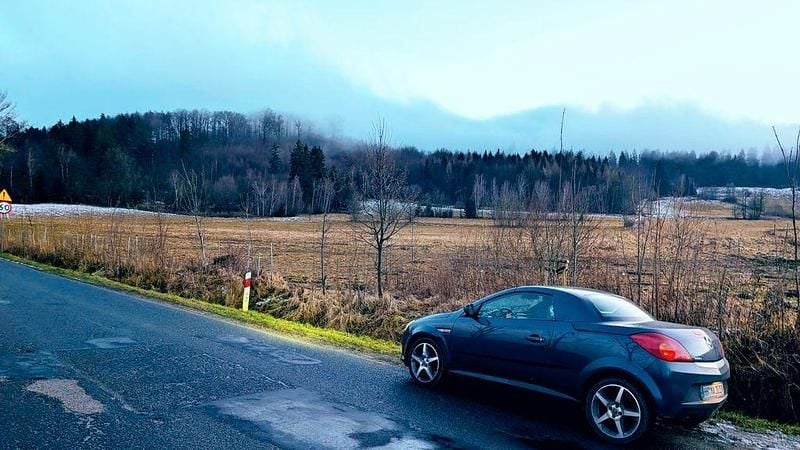 Blau Gebraucht 2008 Opel Tigra Cabrio | 1.000 € (Superpreis) - Bild 1/4