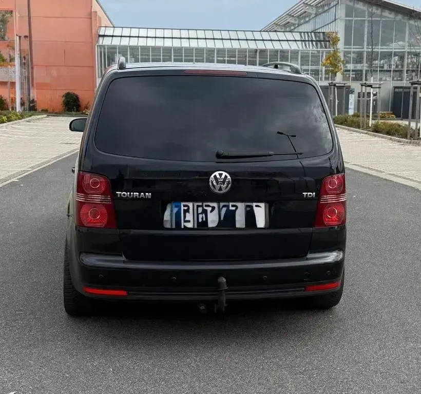 Gebraucht VW Touran 105 PS (77 kW) 2007 Schwarz Van / Kleinbus