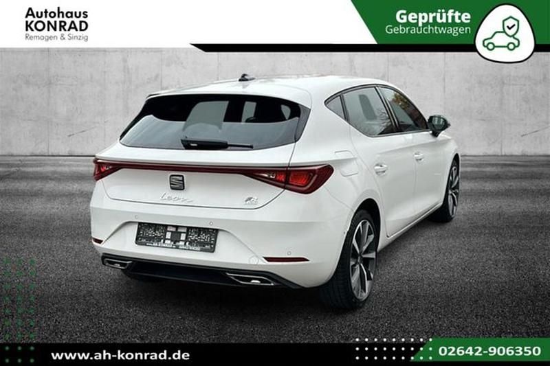 Gebraucht Seat Leon FR 150 PS (110 kW) 2021 Weiß Limousine