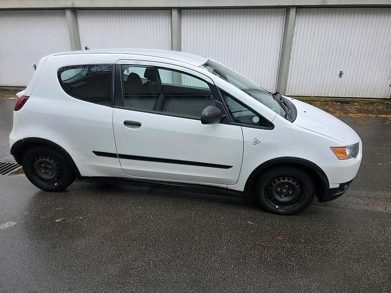 Gebraucht Mitsubishi Colt 75 PS (55 kW) 2010 Weiß Kleinwagen