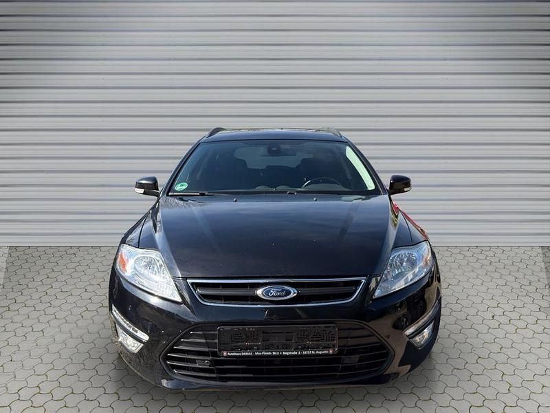Gebraucht Ford Mondeo Champions Edition 160 PS (117 kW) 2013 Schwarz Limousine